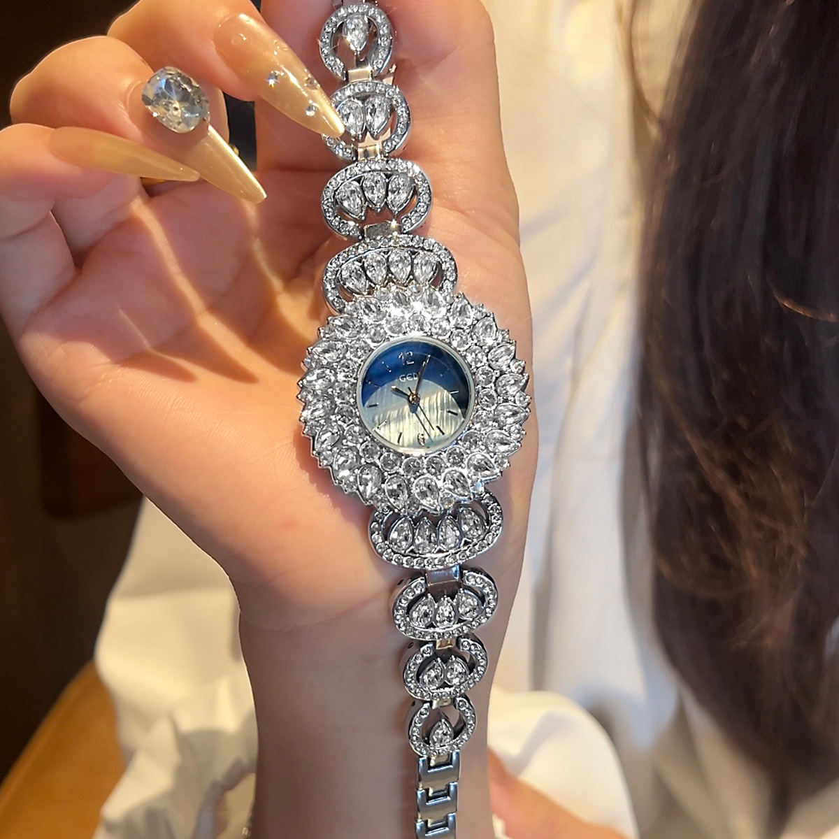 UTHAI CQ443 Moda Lüks Yıldızlı - Luxury Ceramic Watch incelemesi ve fiyatı